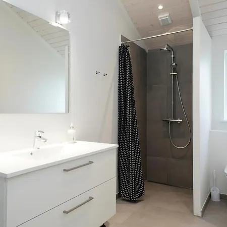 Stunning In With Wifi