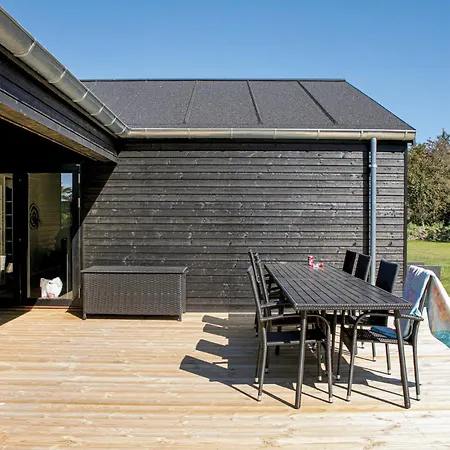 Stunning In With Wifi Casa de Férias Hjørring